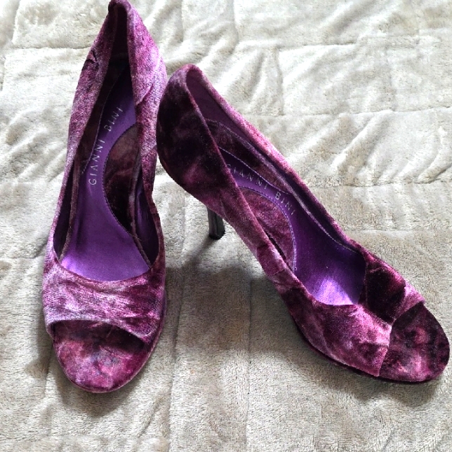 Gianni Bini Women's Marbled Purple Plum Peep Toe Heels Shoes Stylish Sz 8m Euc